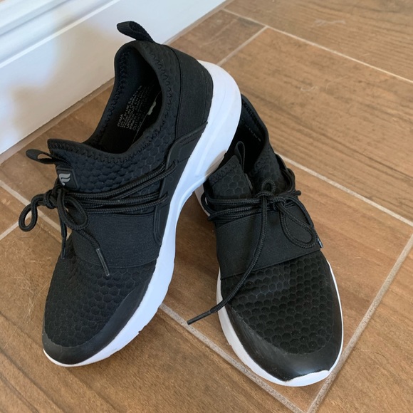 fabletics sneakers
